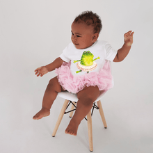Cargar imagen en el visor de la galería, Ballerina Frog T-Shirt - ALCUCLA