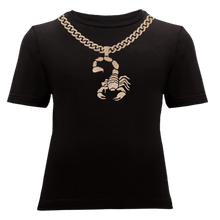 Cargar imagen en el visor de la galería, Gold Scorpion Chain T-Shirt - ALCUCLA
