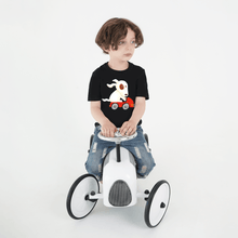 Cargar imagen en el visor de la galería, Driving Dog T-Shirt - ALCUCLA